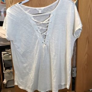 Sun and Shadow lace up v-neck tee Size S